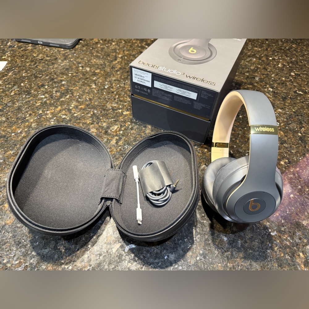 Beats by Dr. Dre Studio3 Skyline Collection Wireless Headphones